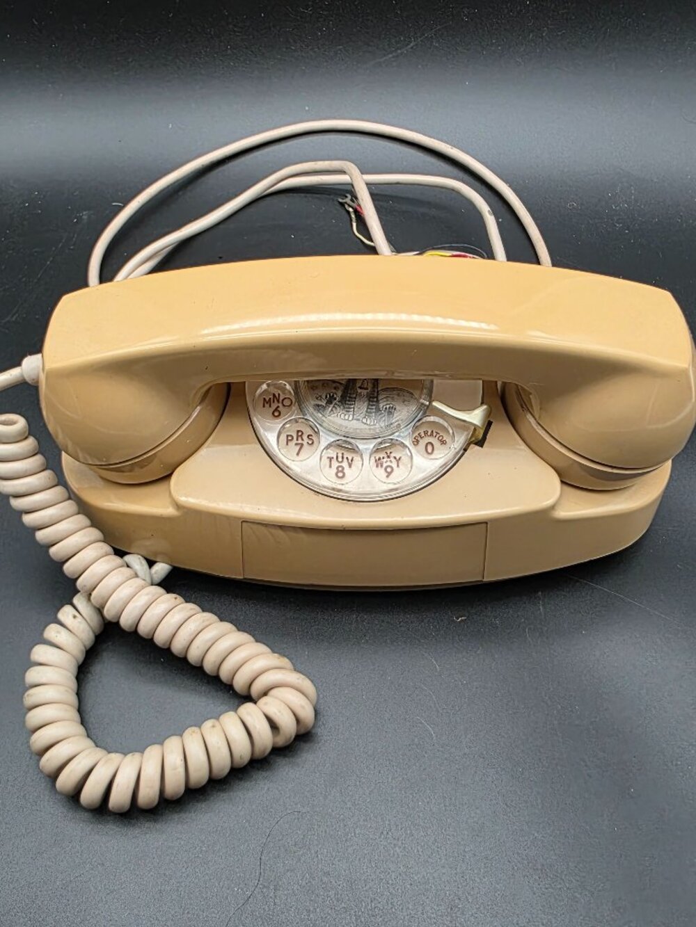 Vtg. Original Princess Rotary Dial Telephone Beige 702B Bell System 1963